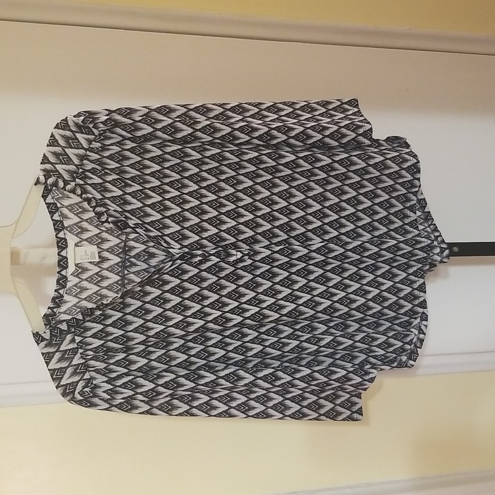 H&M V-Neck Black & White Blouse - Small